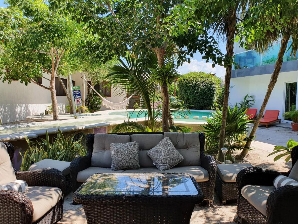 Del Carmen * Holbox
